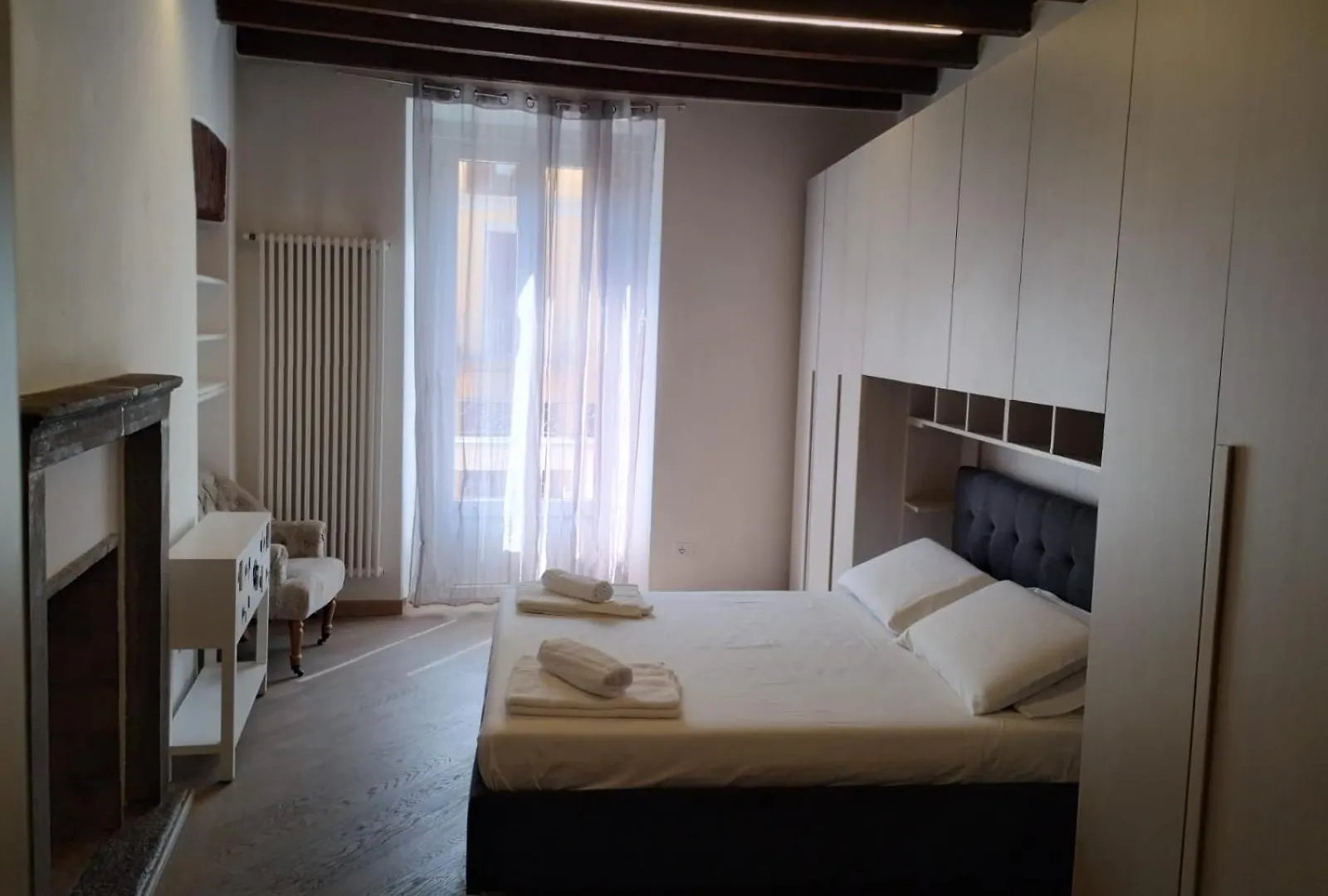 Piacere In Corso Como kontakter